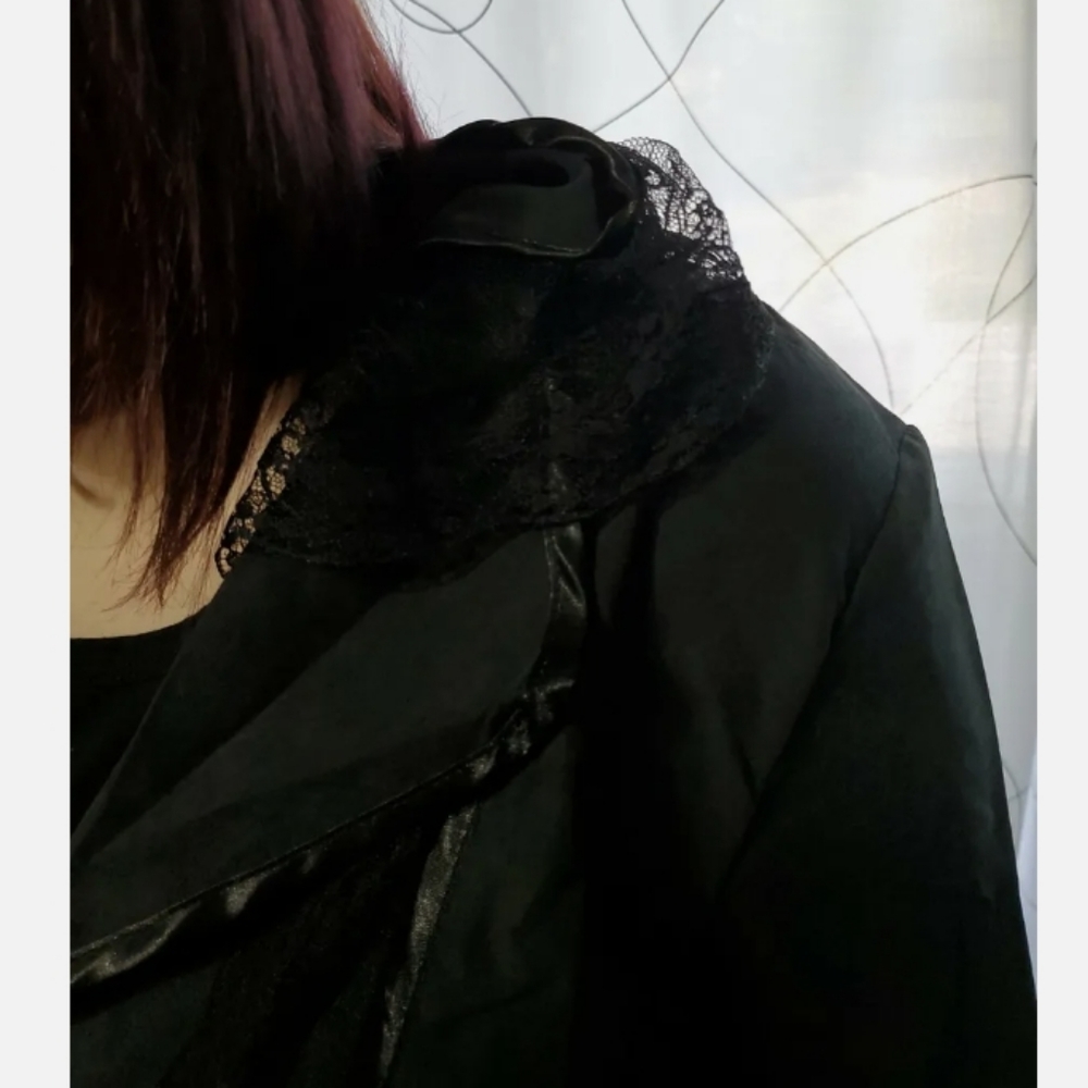 NEW Steampunk, Goth, Pirate, Vampire Black Trenchcoat with Lace Collar - Picture 3 of 5